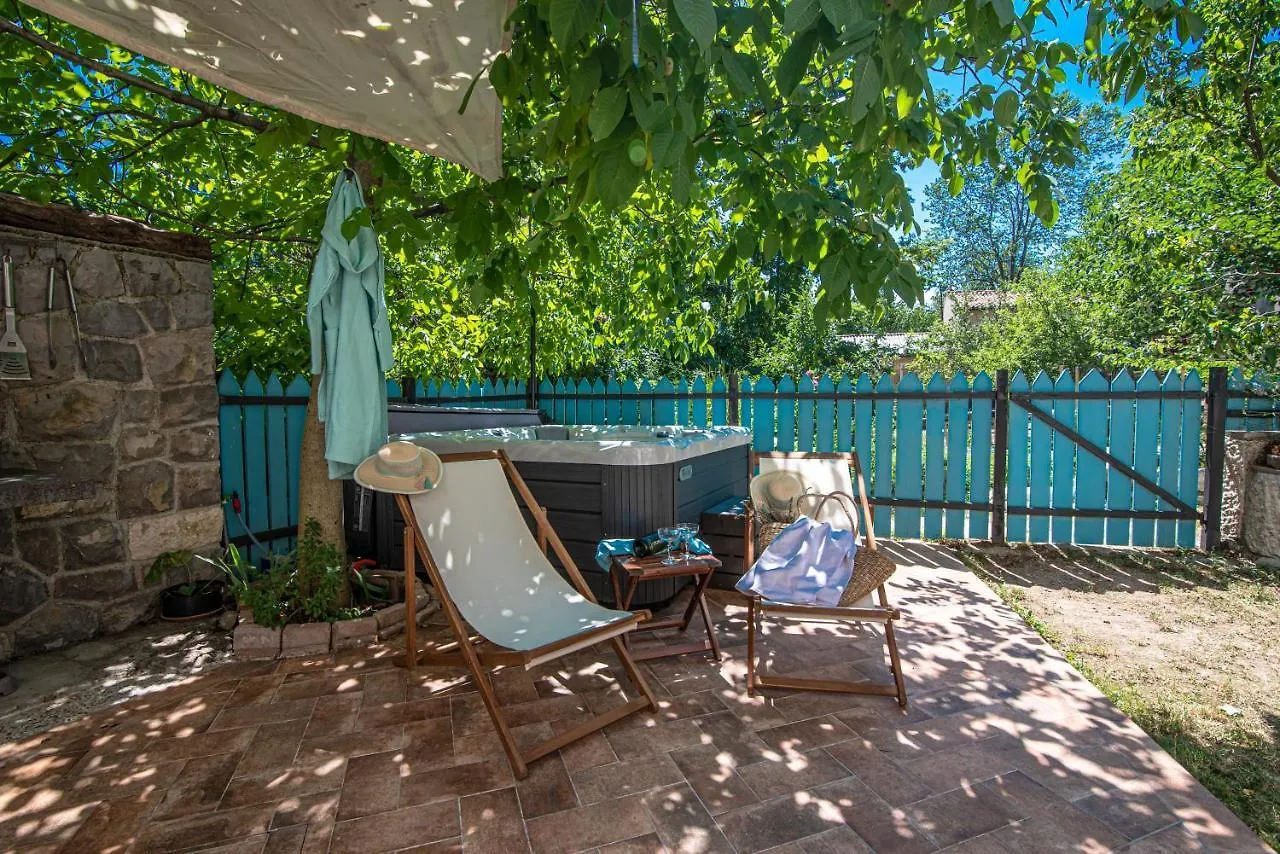 Dom wakacyjny Willa Spod Korit - Brgudac, Opatija With Hot Tub And Free Parking